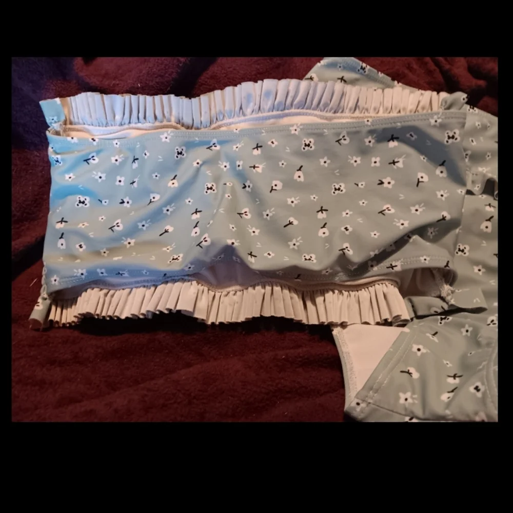 SHEIN Ruffled Bikini - Picture 4 of 6